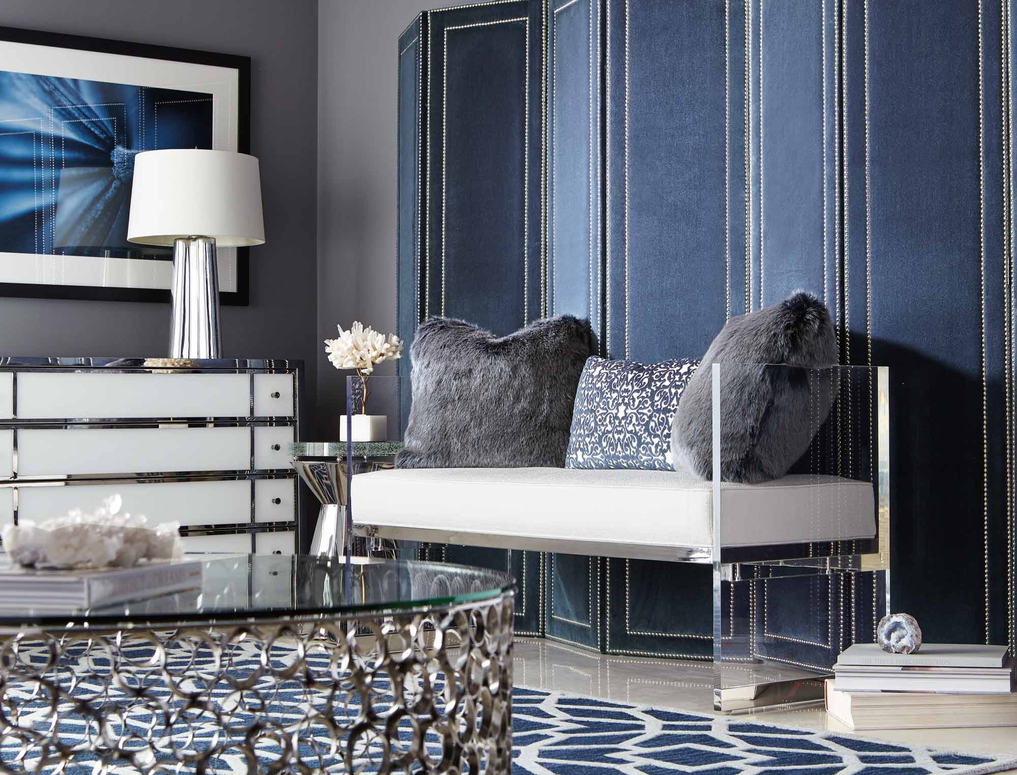 Sofa / Settees