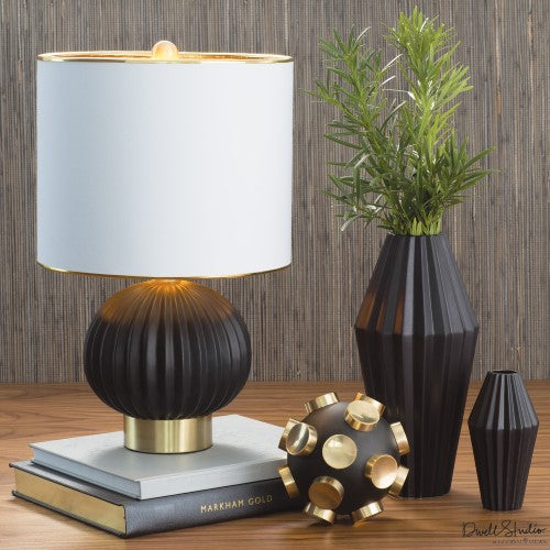 Milos Vase-Matte Black