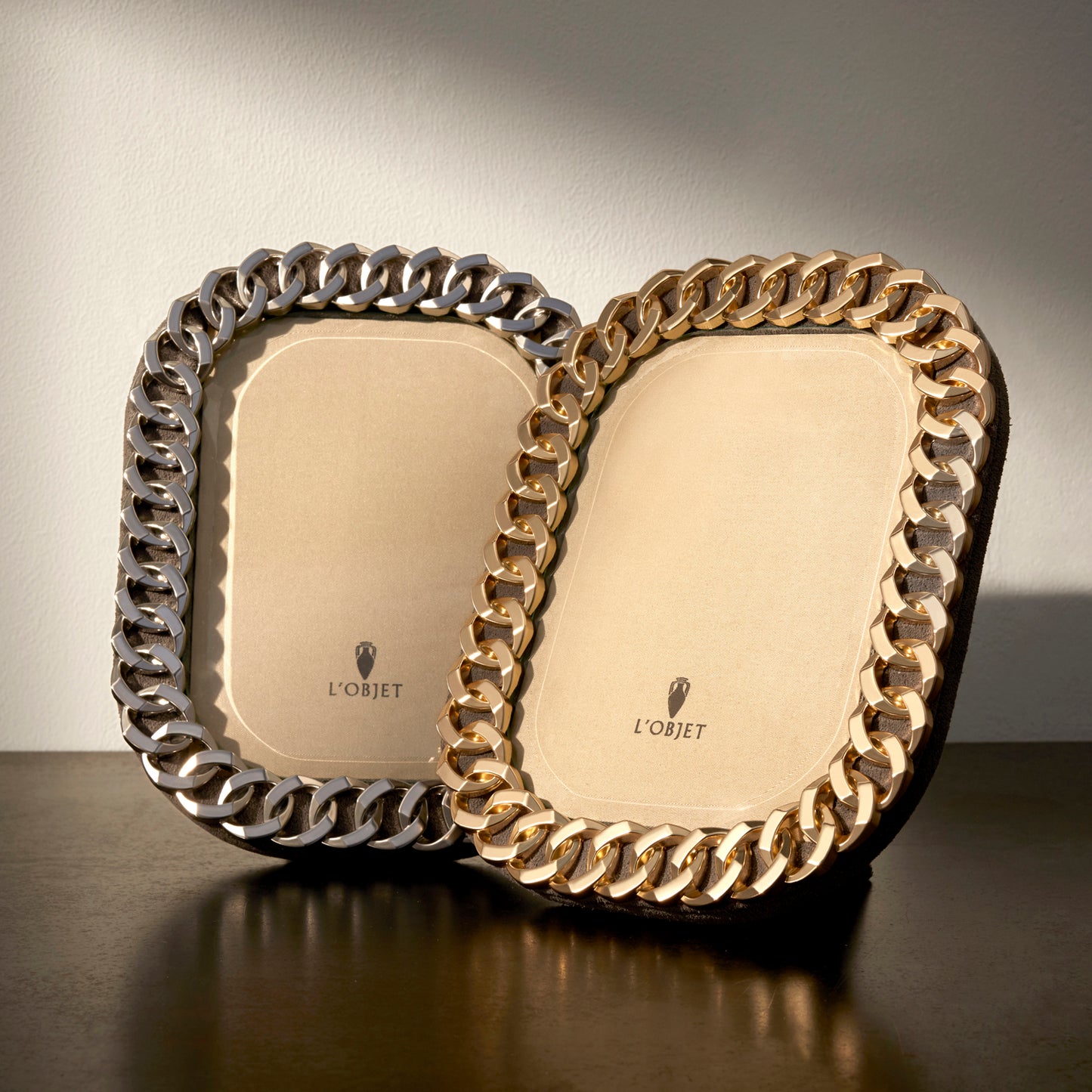 Cuban Link Frame